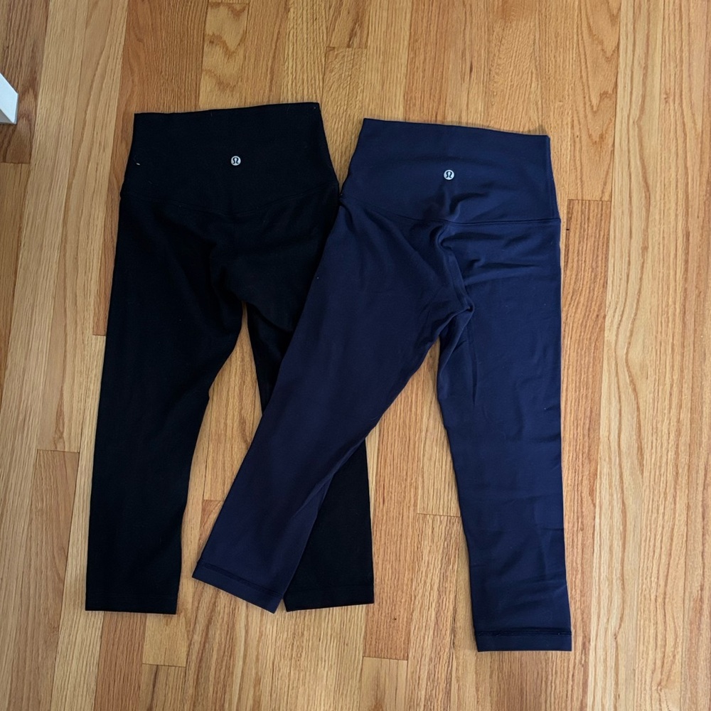 Black and navy lululemon leggings